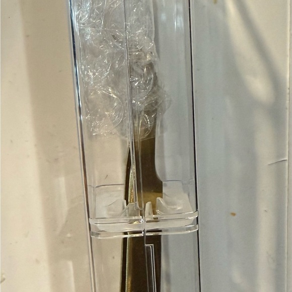 M GER Gold Precision Tweezers for eyelashes New in box - Picture 3 of 3